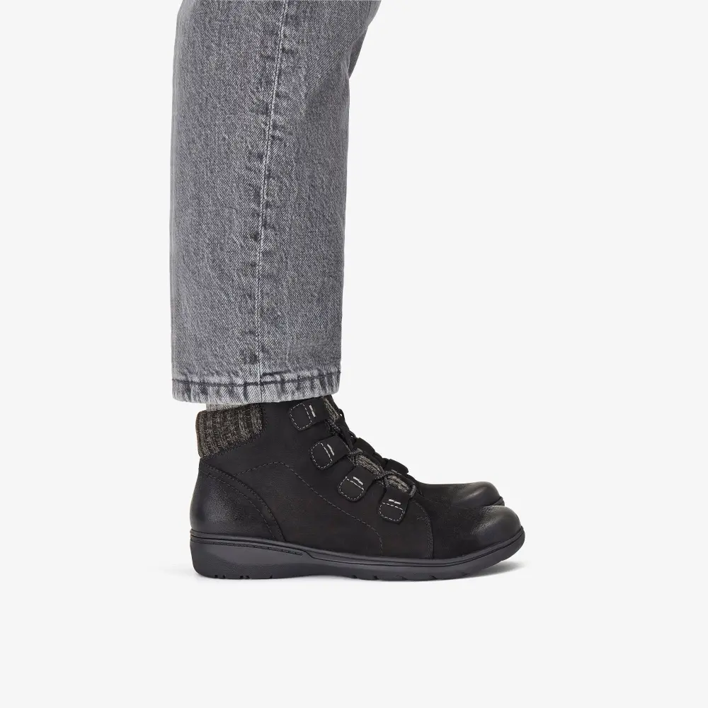 Womens Carleigh Jade Black Nubuck online