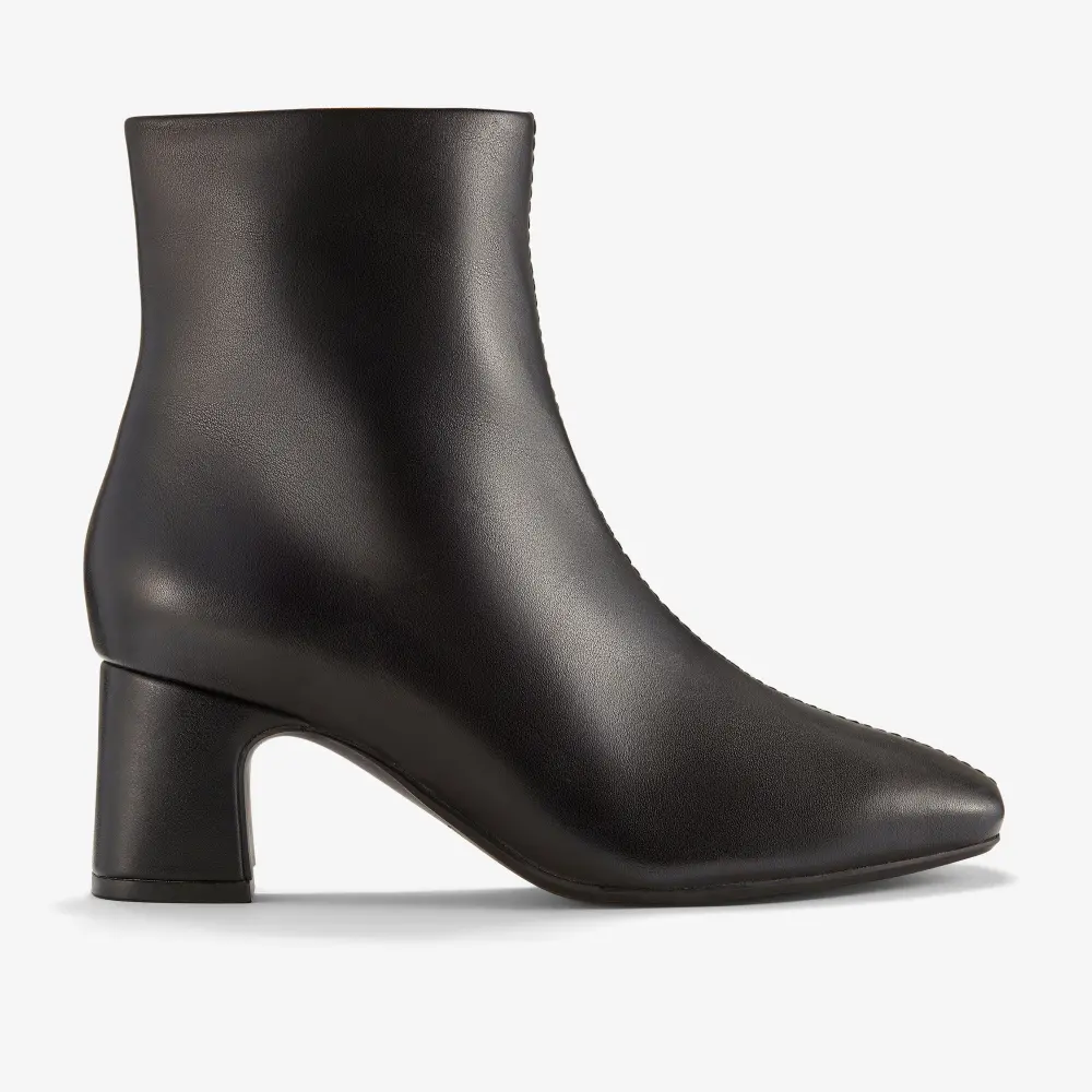 Women’s Fernie Zip Black Leather Ankle Boots online